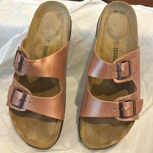 Gently Used Size 12 Women’s Cushionaire Sandals